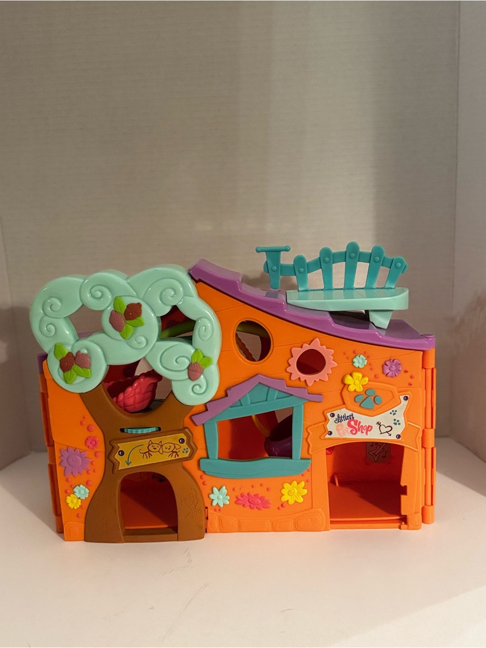 Littlest Pet Shop Orange, Teal & Purple Playhouse